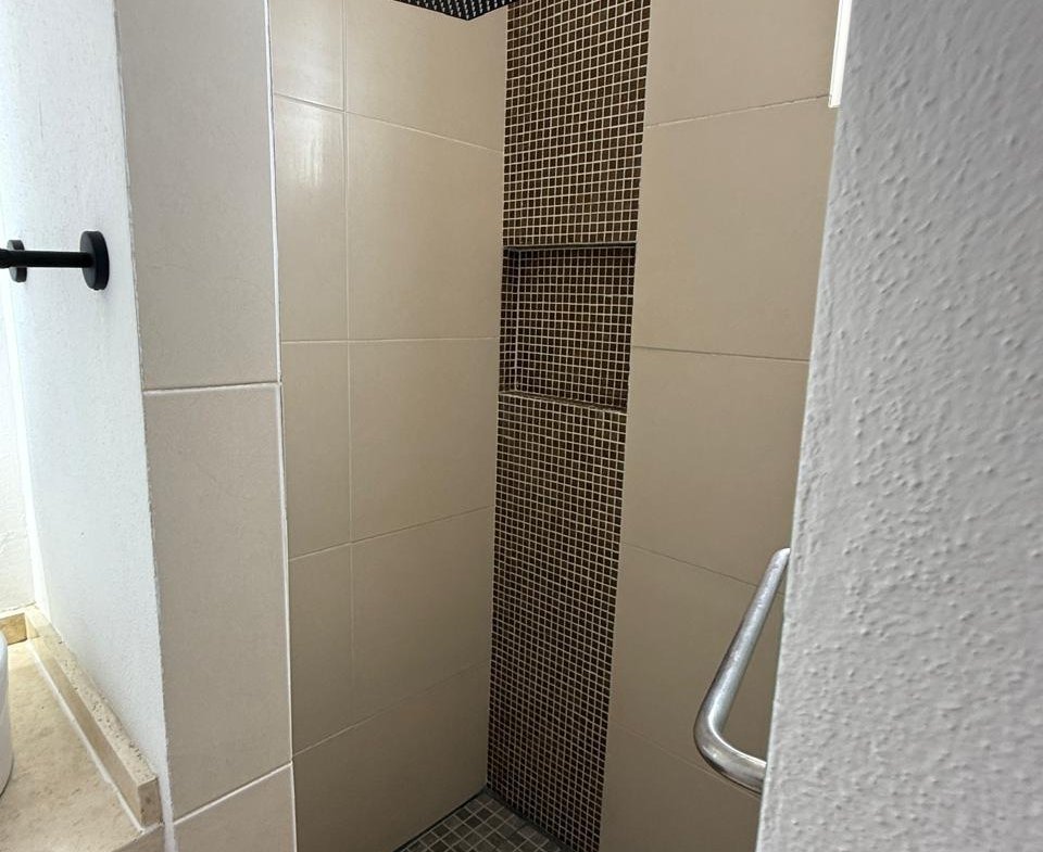 1e5ccfbd 5065 4111 b10e 06a56176c8df