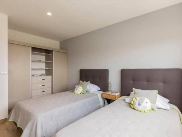 32a80fc2 3d45 4fc3 8133 1f055b297f6f