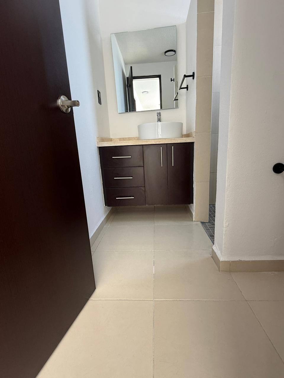 6b1a7ec5 94eb 42ab 8b17 e05ee6d4dcee