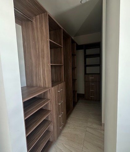 87251fb7 b4d3 4fa0 97f7 9eb148376e55