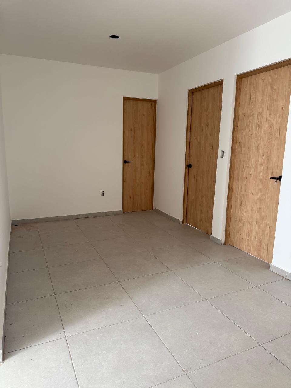 whatsapp image 2025 11 24 at 9.05.53 pm (1)