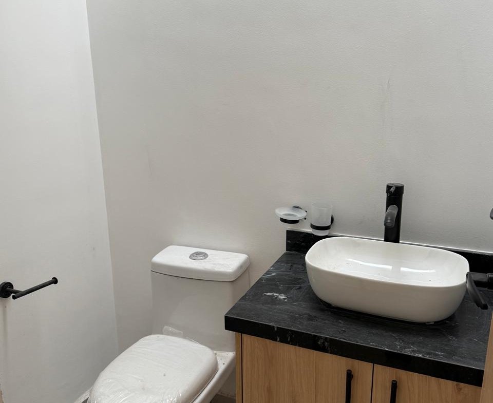 whatsapp image 2025 11 24 at 9.05.55 pm (1)