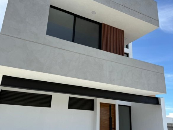 whatsapp image 2025 11 24 at 9.05.56 pm (1)