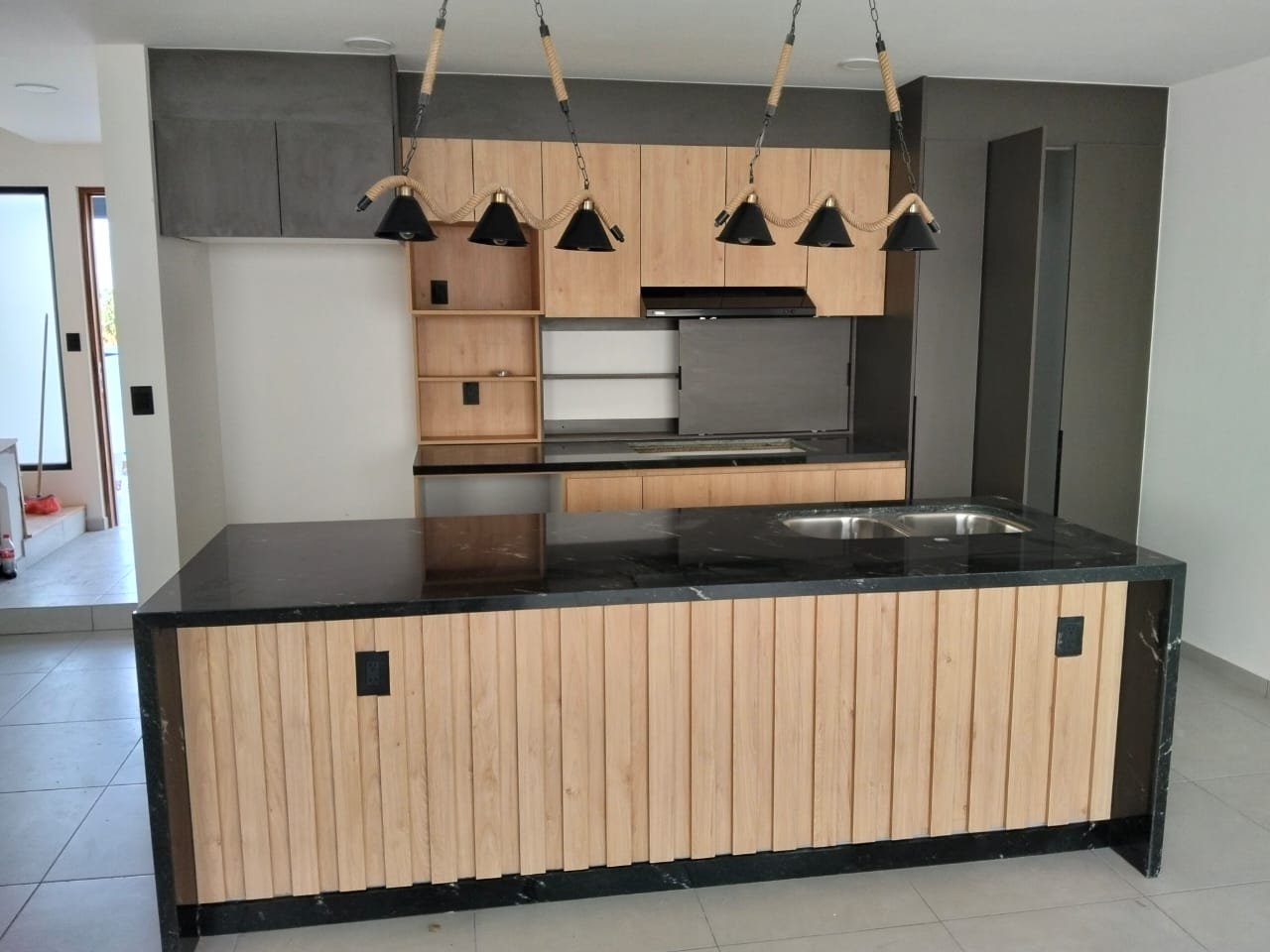 whatsapp image 2025 11 24 at 9.05.57 pm (2)