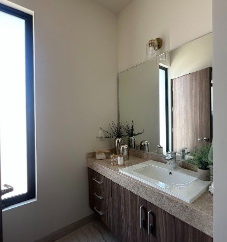 a13e6428 83c2 4280 bc15 39f211b78e8c