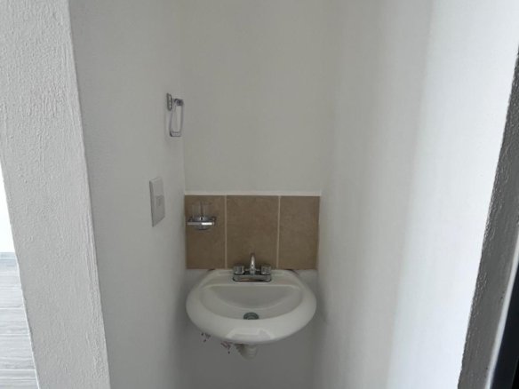 a5d769ab 3a31 467b bb5d 949ecb496a45