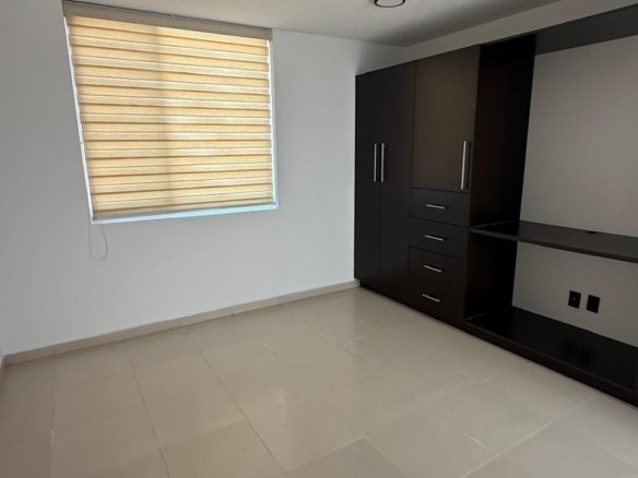 d9546ccd e15d 4a9e ae00 ad5284e9b82d