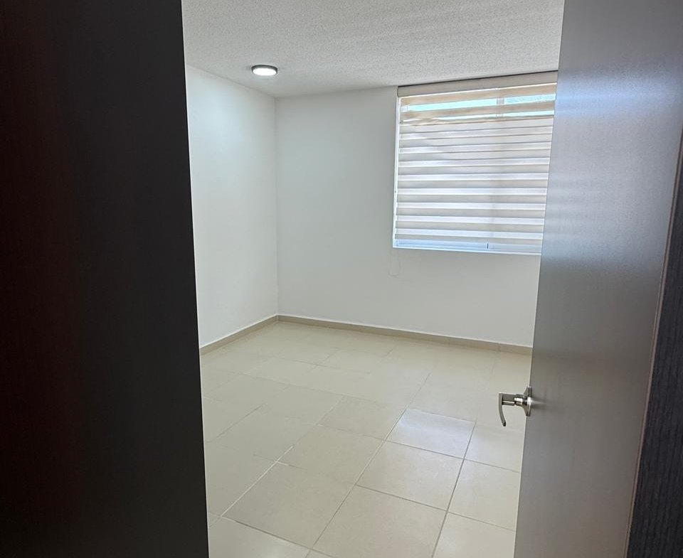 f13b7bb8 f358 41f5 bfe6 aa4f9491931b